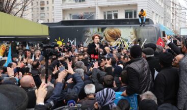 Akşener, Kayseri’de vatandaşlara seslendi