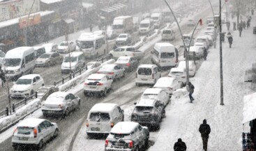 Doğu’da 152 yerleşim yeriyle bağlantı kesildi