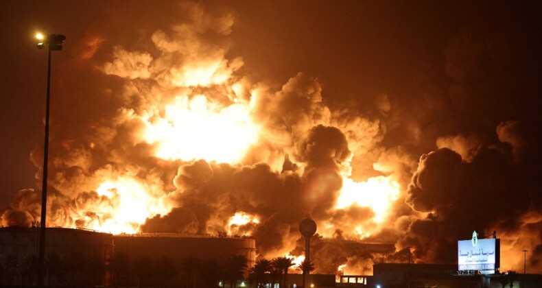 Husiler, Suudi Arabistan’da Aramco tesislerine saldırdı