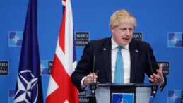 Johnson: Ukrayna’ya ‘ölümcül yardımlar’a devam edeceğiz