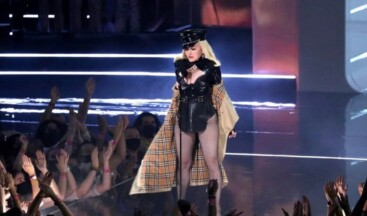 Madonna ‘Sıkılmış Maymun’ NFT’sine 570 bin dolar ödedi