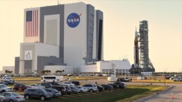 NASA, SpaceX ile rekabet için Ay iniş aracı geliştirecek