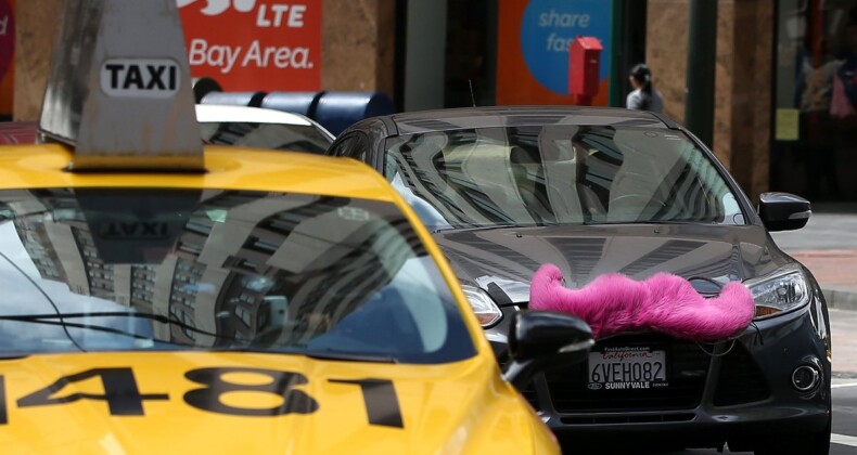 New York’ta sarı taksilerde Uber uygulaması kullanılabilecek