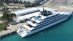 QTerminals Antalya, Emerald Azzurra gemisini ağırladı