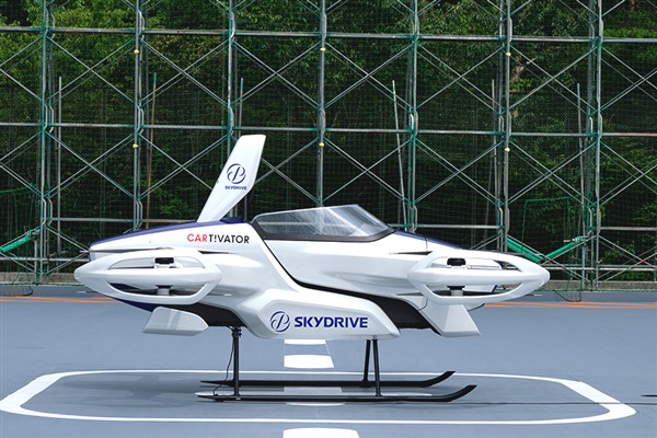 SkyDrive ve Suzuki’den uçan araba iş birliği