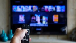 3 Nisan 2022 Pazar TV yayın akışı: Bugün televizyonda neler var?