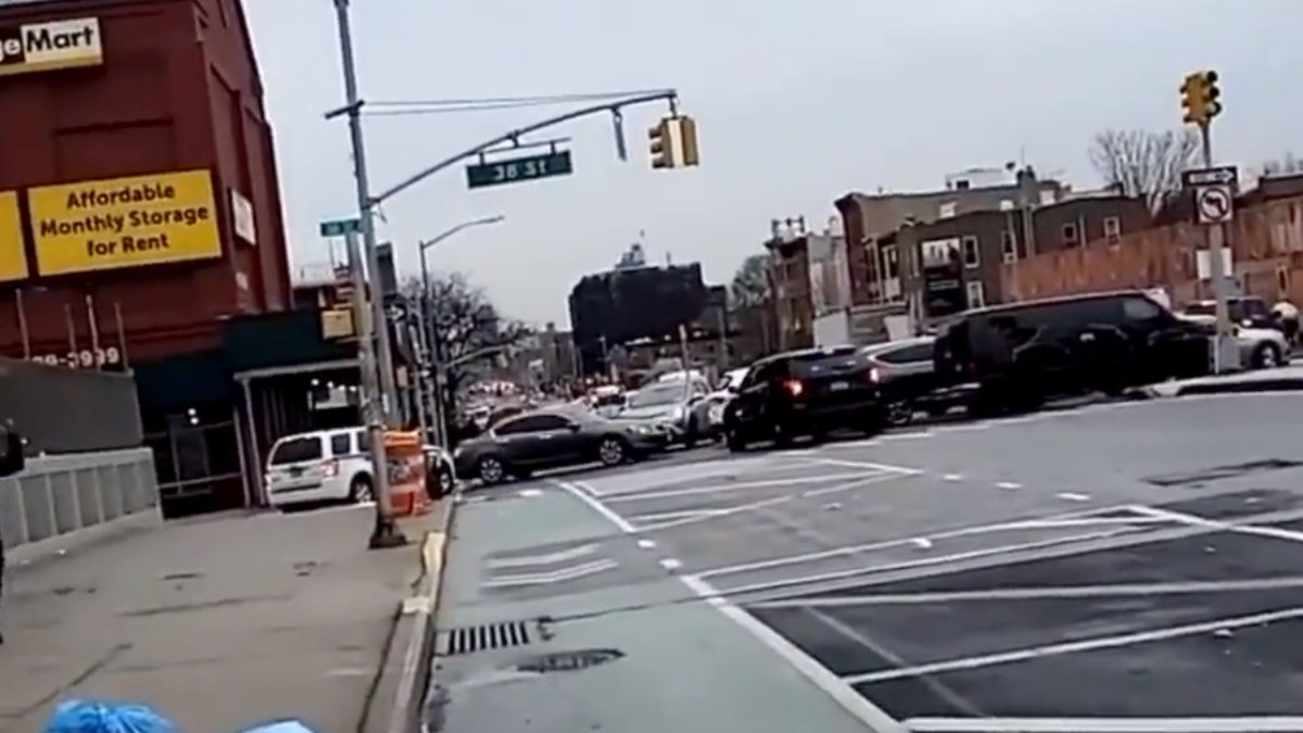 ABD’de New York metrosuna silahlı saldırı