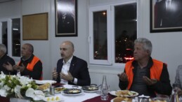 Adil Karaismailoğlu, işçilerle sahur yaptı