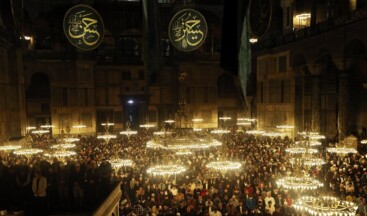 Ayasofya Camisi’nde Kadir Gecesi idrak edildi