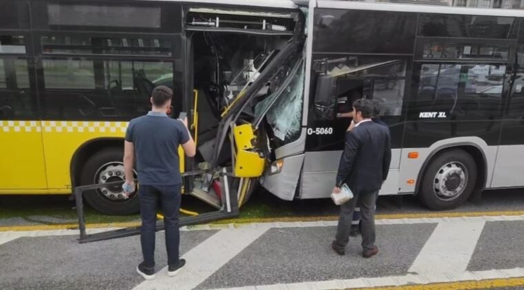 Beylikdüzü’nde metrobüs kazası böyle oldu: Detaylar ortaya çıktı