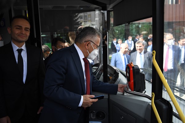 Büyükkılıç, ulaşımda kolaylık sağlayacak yeni uygulamayı tanıttı