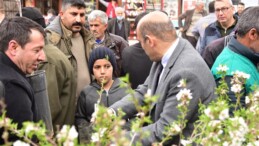 Büyükşehir Belediyesi tarafından Pütürge’de fidan dağıtımı yapıldı