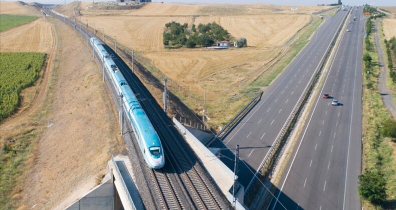 Hızlı tren 2053’e kadar 52 ili birbirine bağlayacak