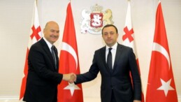 İçişleri Bakanı Soylu, Gürcistan Başbakanı Garibaşvili ile görüştü