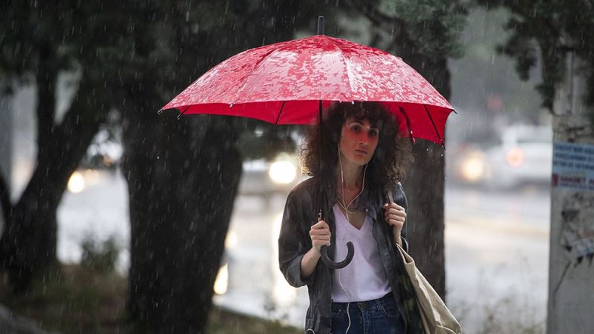 İstanbul’da hava sıcaklıkları düştü, yağmura dikkat