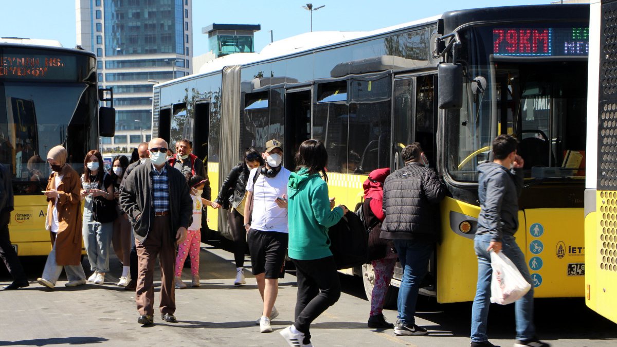 İstanbul’da, ulaşımda zamlı tarife uygulaması başladı