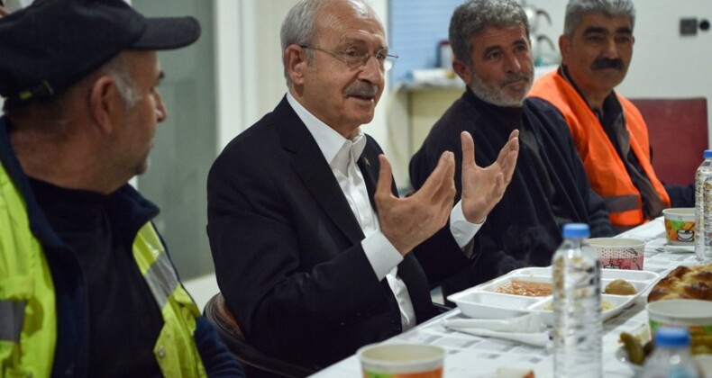 Kemal Kılıçdaroğlu inşaat işçileriyle iftar yaptı