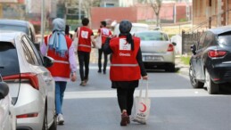 Kızılay gönüllüleri Ramazan rahmetini tüm Türkiye’ye taşıyor