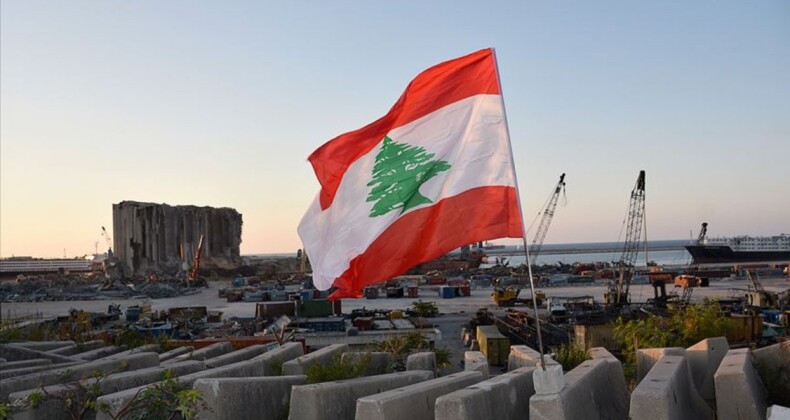 Lübnan’da devlet ve merkez bankasının iflas ettiği dile geldi
