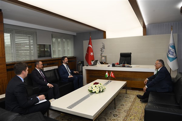 Macaristan Ankara Büyükelçisi Matis’ten Büyükkılıç’a ziyaret