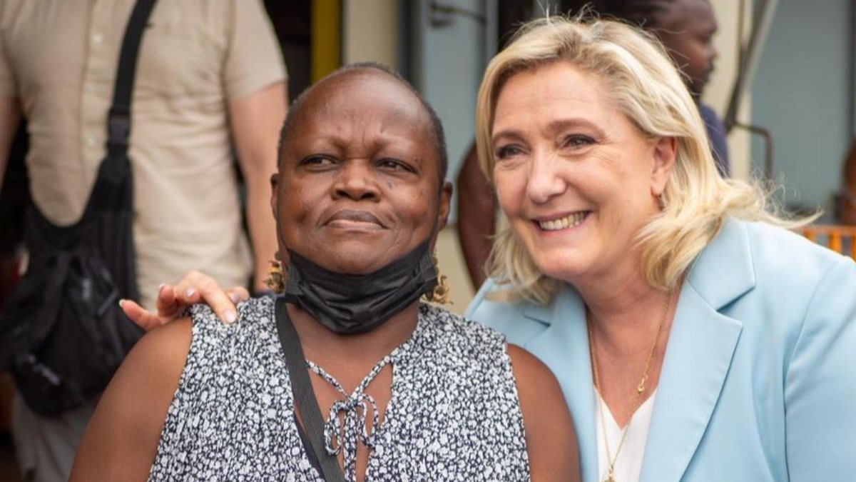 Marine Le Pen’in siyahiyle fotoğrafı gündem oldu