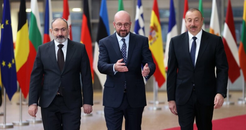 Nikol Paşinyan ve İlham Aliyev, Brüksel’de Charles Michel ile görüştü