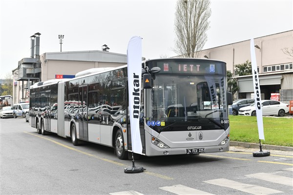 Otokar, ürettiği metrobüslerin birinci 20 adedini teslim etti