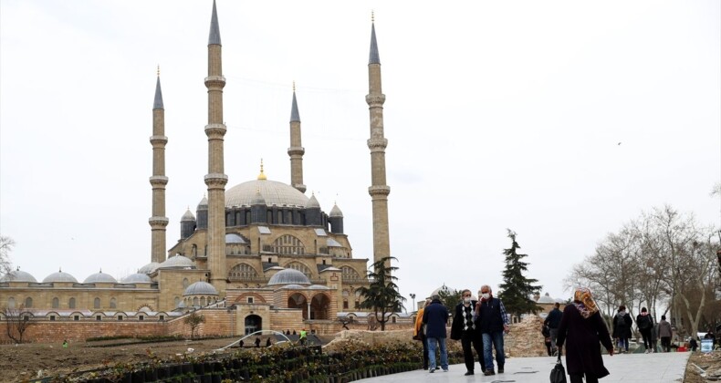 Selimiye Meydanı Ramazan Bayramı’nda açılıyor