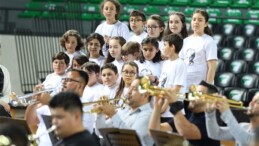 Simon Bolivar Senfoni Orkestrası’ndan Darüşşafakalı öğrencilere sürpriz
