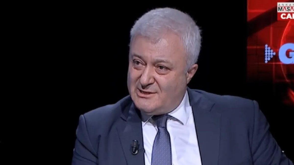 Tuncay Özkan, Necmettin Erbakan’la olan anısını ağlayarak anlattı