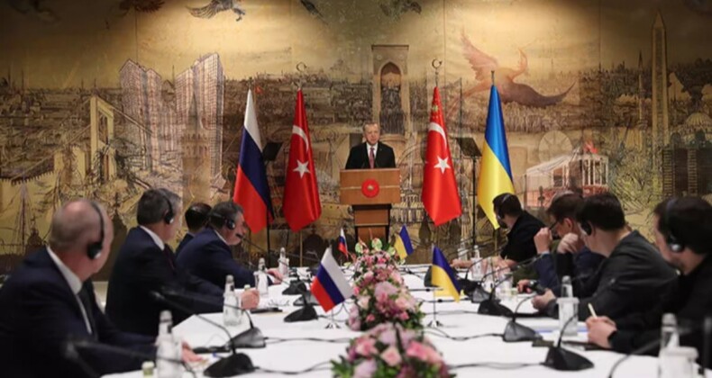 Ukrayna: Zelenskiy ve Putin, İstanbul’da veya Ankara’da görüşecek