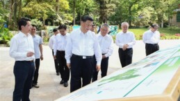 Xi Jinping, Hainan Tropikal Yağmur Ormanları Ulusal Parkı’nı ziyaret etti