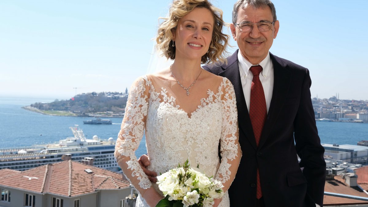 Yazar Orhan Pamuk evlendi