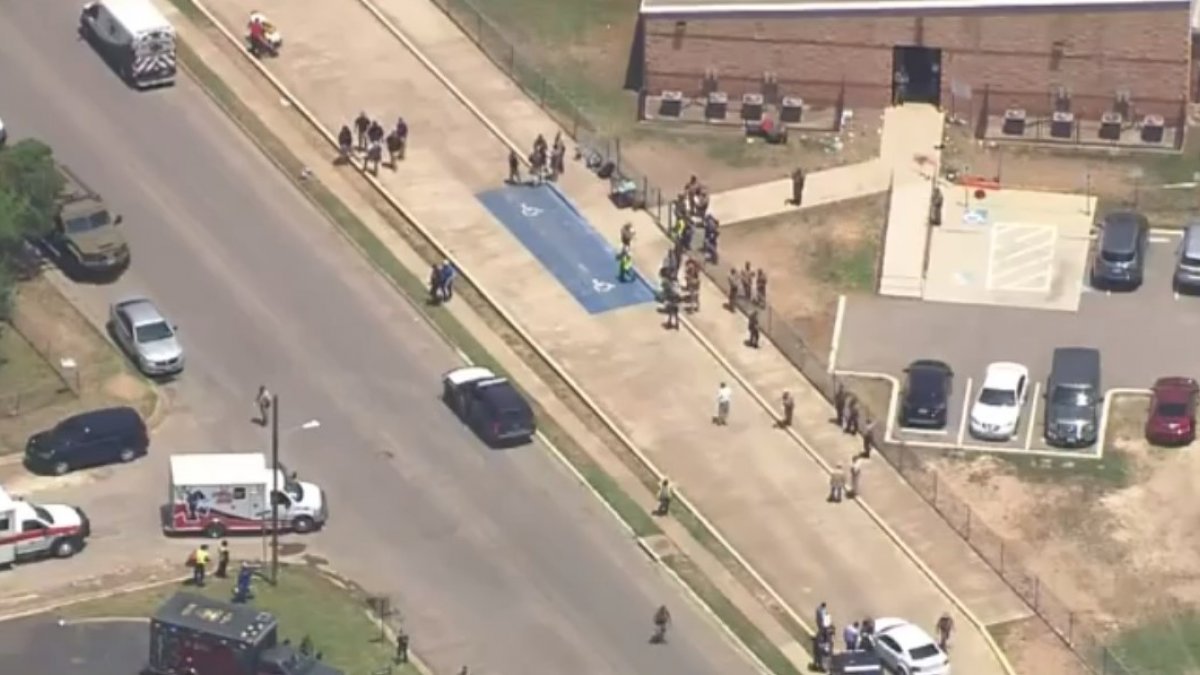 ABD’de bir ilkokula silahlı saldırı