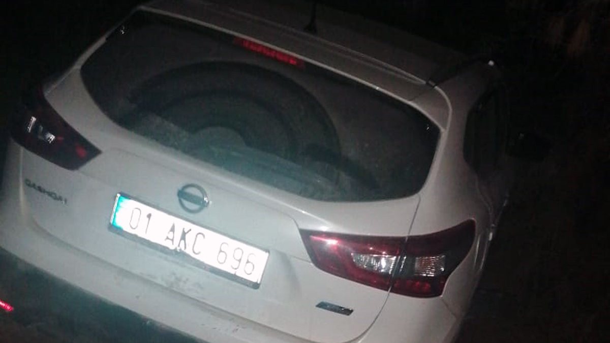 Adana’daki hırsızlar çalıntı araçla akaryakıt istasyonunu soydu