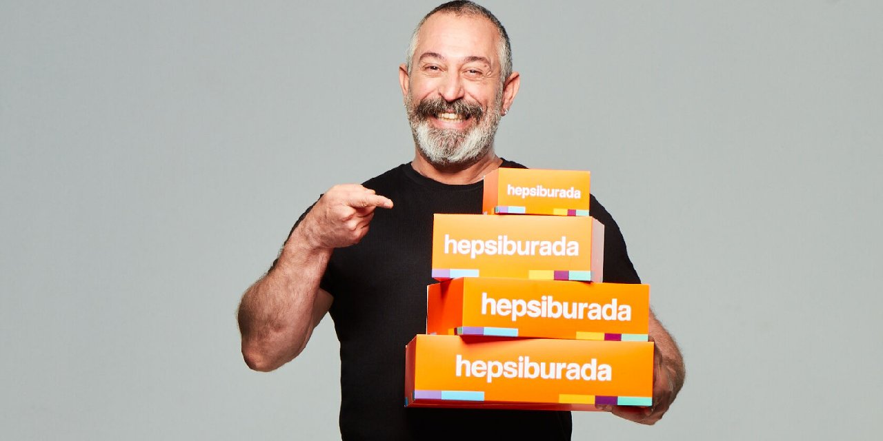 Cem Yılmaz’dan  konuklarına Hepsiburada tavsiyesi