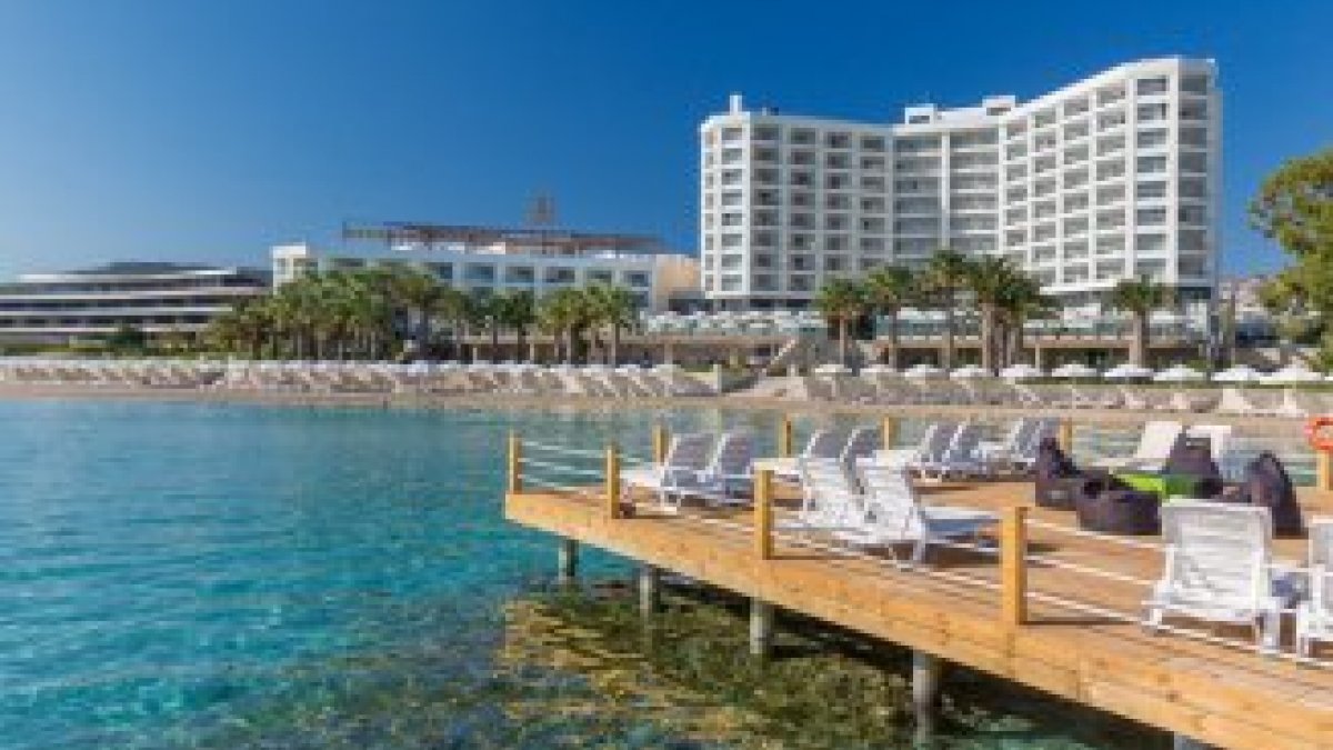 Çeşme’de oteller çalışacak personel bulamıyor