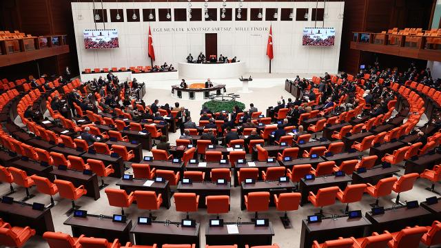 CHP’nin SADAT önergesine AKP ve MHP’den ret