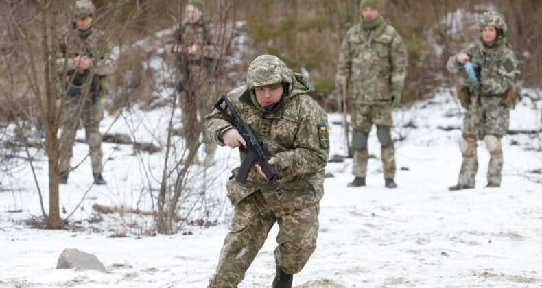 Danimarka, Ukrayna’ya askeri yardım gönderdi