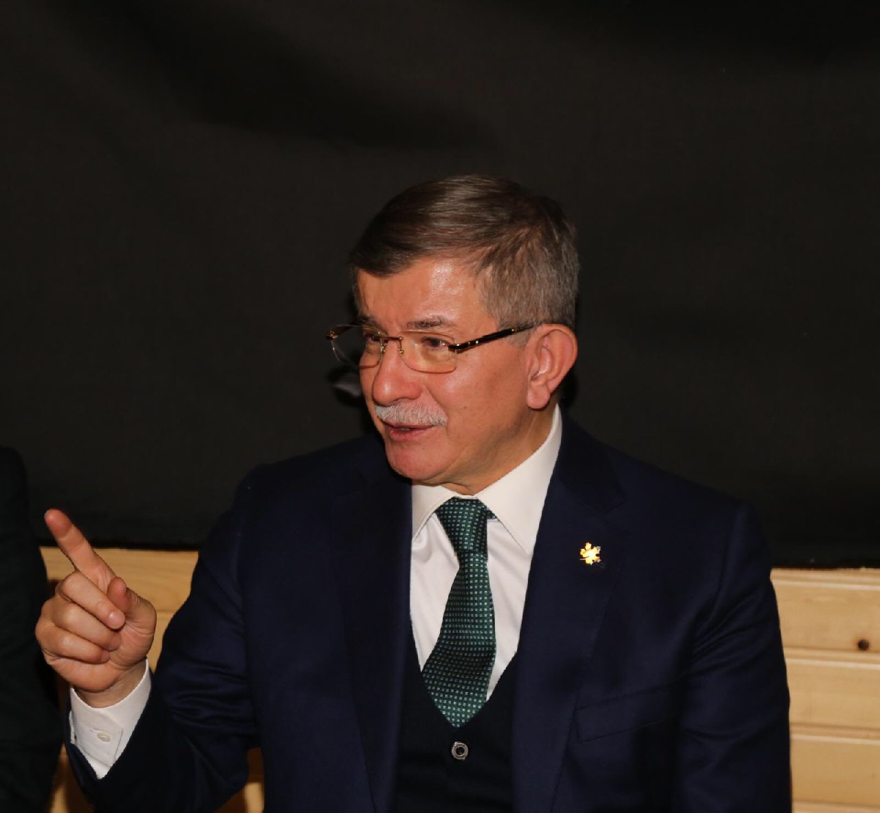 Davutoğlu, ‘İnsan önüne çıkamazlar’ demişti… Kim olduklarını açıkladı