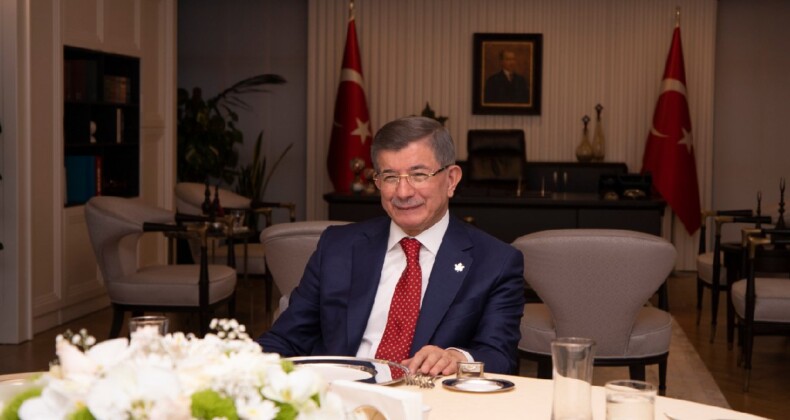 Davutoğlu: Tüm liderlere teşekkür ediyorum