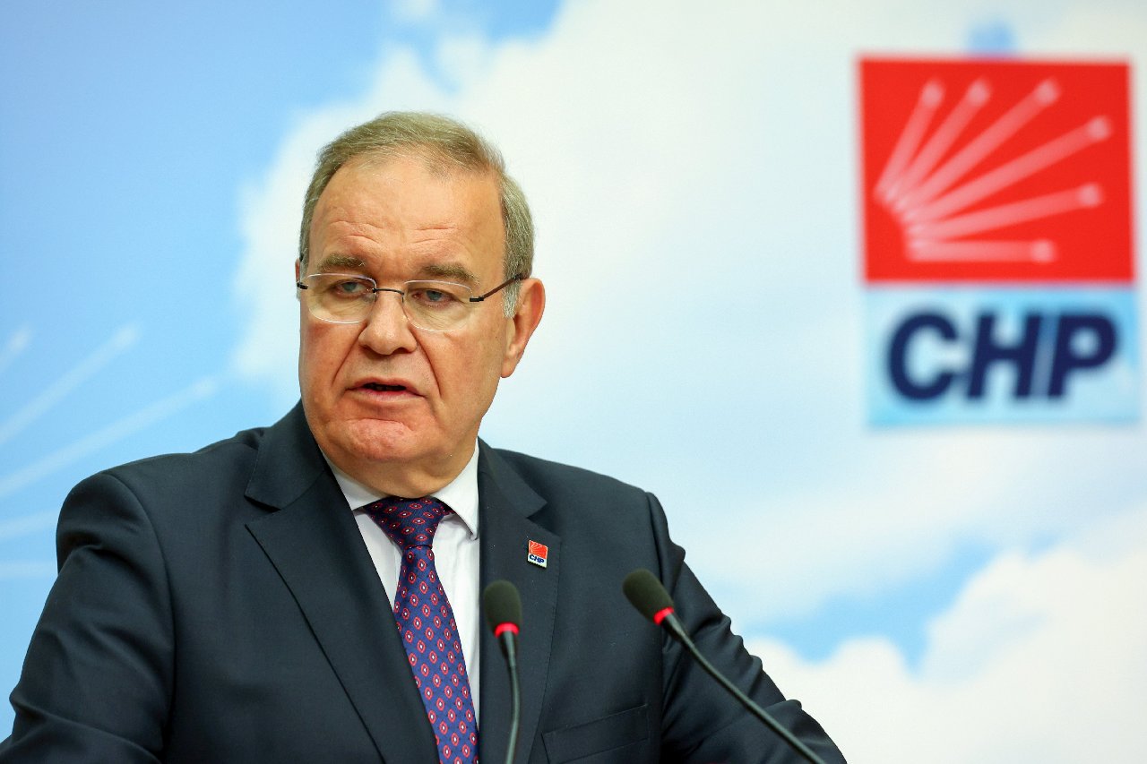 ‘Erdoğan’ın doların yeşiline aşkı, sarayın evlatlarını daha çok yer’