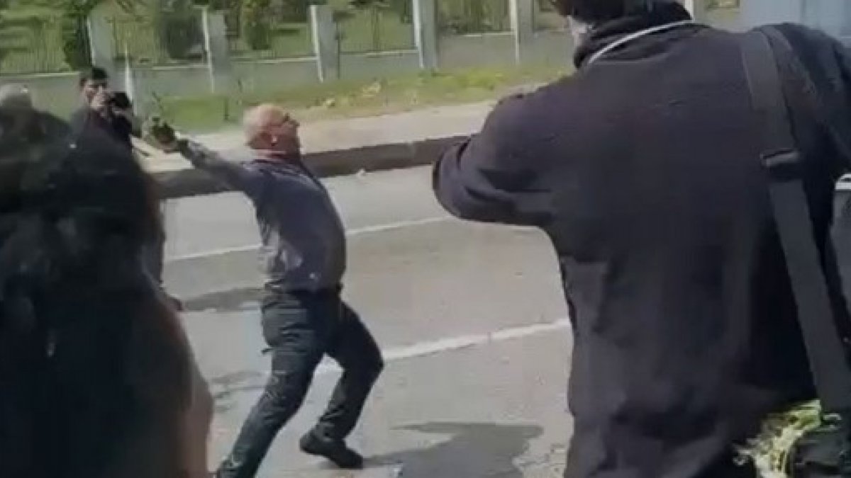 HDP’li vekil Alican Önlü’den polislere taşlı saldırı