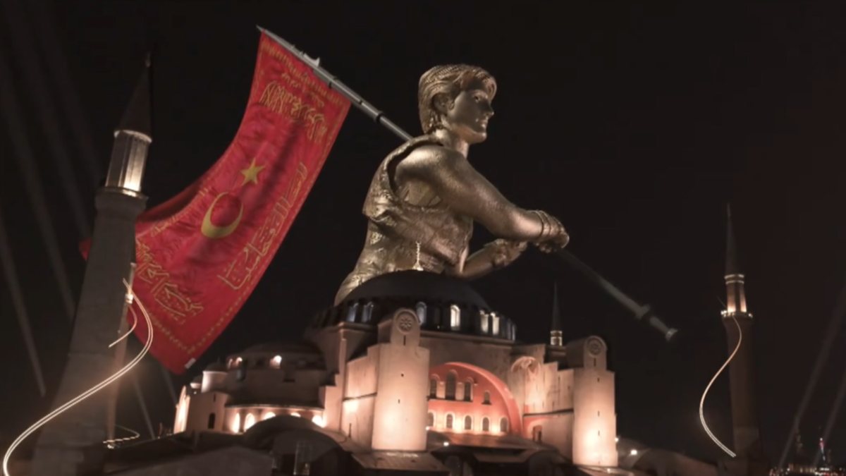 İletişim Başkanlığı, Ayasofya’da özel gösteri düzenledi