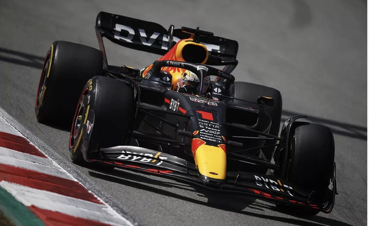 İspanya GP’de kazanan Verstappen
