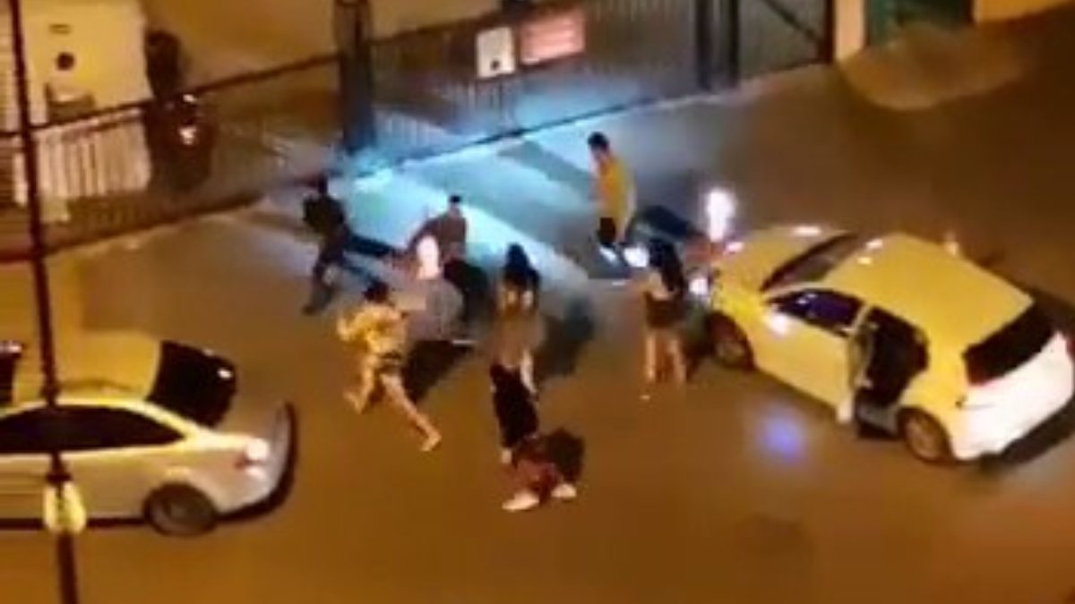 İstanbul’da kimlik soran polislere park dubasıyla saldırdılar