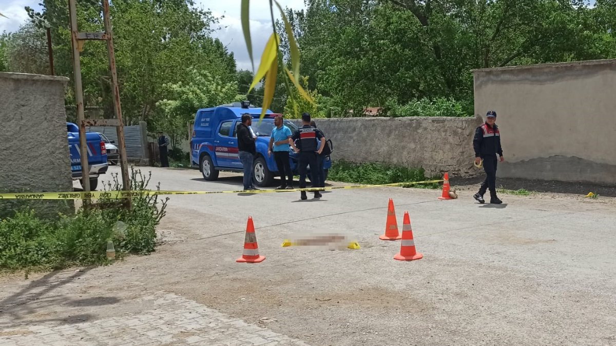 Kahramanmaraş’ta 16 yaşındaki şahıs, mahalle bakkalını öldürdü