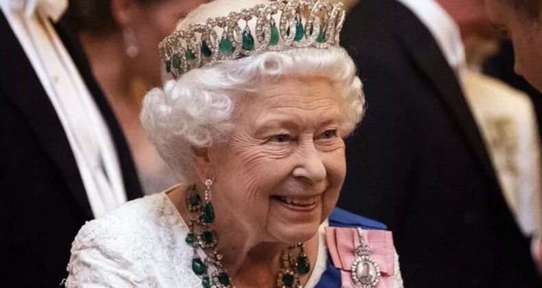 Kraliçe II. Elizabeth İngiltere Parlamentosu’nun açılış törenine katılmayacak