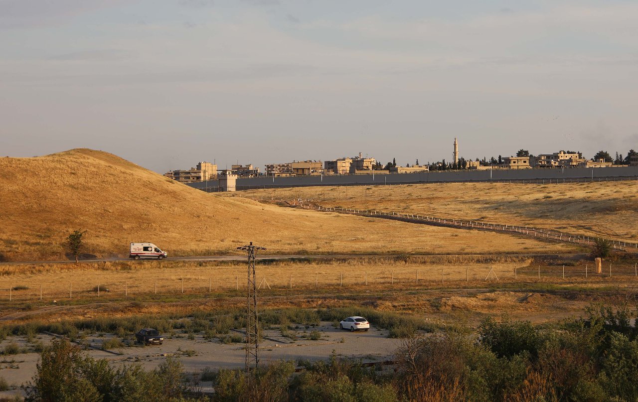 Sınır karakoluna havan düştü! 4 asker ve 1 sivil yaralandı