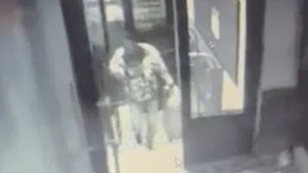 Şişli’de, 2 buçuk milyon liralık ekran kartını çalan şüpheliler yakalandı